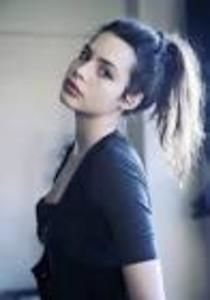 Meet your Posher, Holly